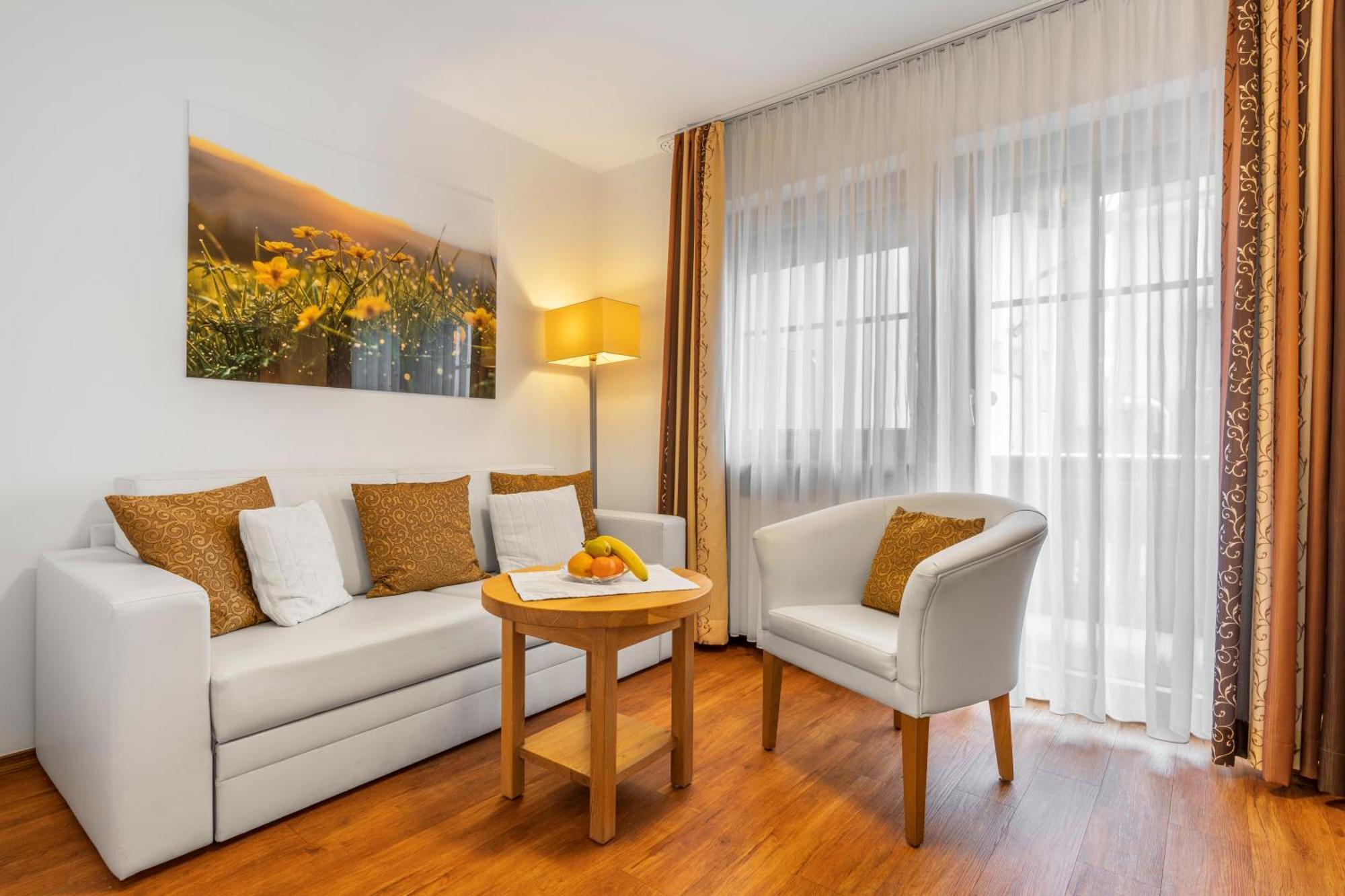 Wander Und Aktiv Hotel Roesslwirt Lam Eksteriør bilde