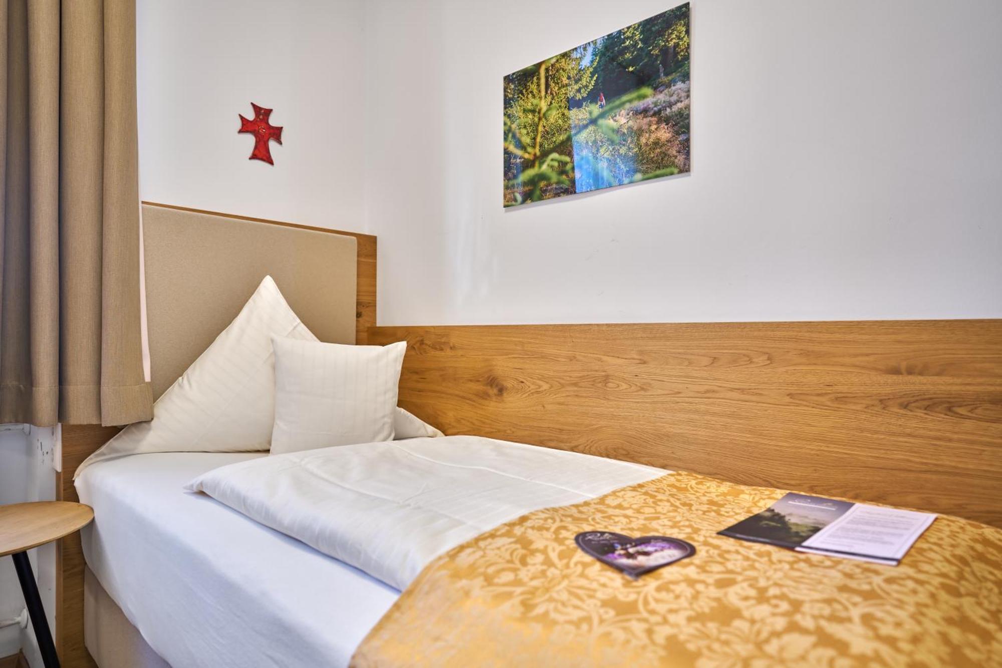 Wander Und Aktiv Hotel Roesslwirt Lam Eksteriør bilde